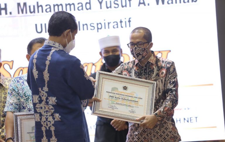 Terima Penghargaan di HPN Aceh, Ini Kata Ketua PWI Subulussalam