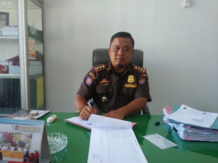 Kasatpol PP dan WH Gayo Lues Irsan Firdaus–Anuar Syahadat