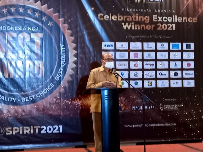 Muhammad Nazar Raih Penghargaan Inspiring Innovative Professional