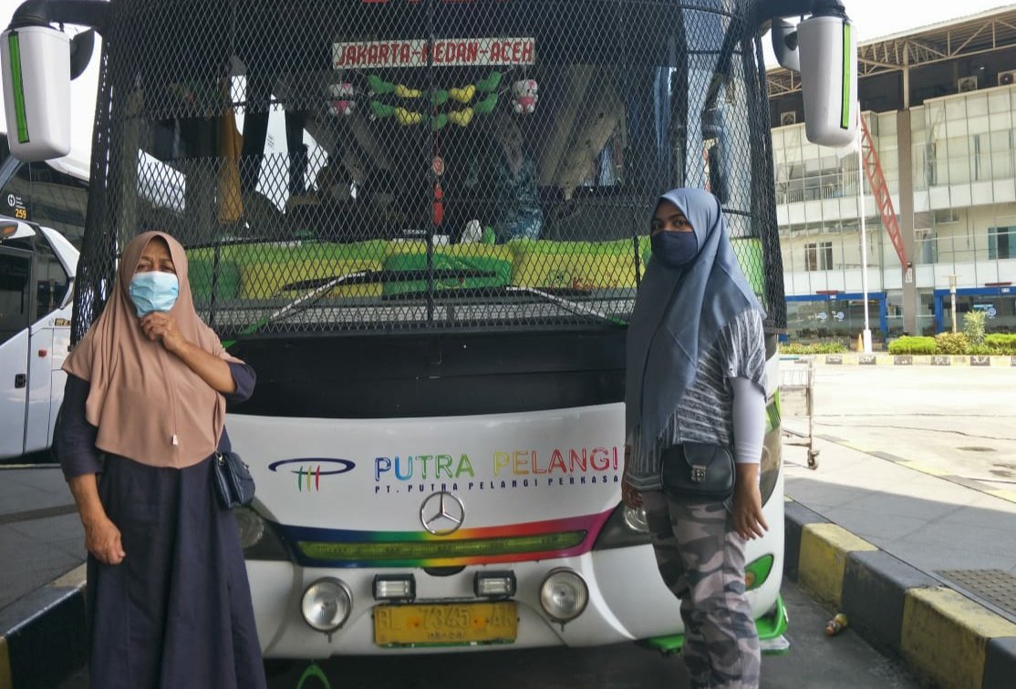 Yusnidar dan anak pulang ke Aceh