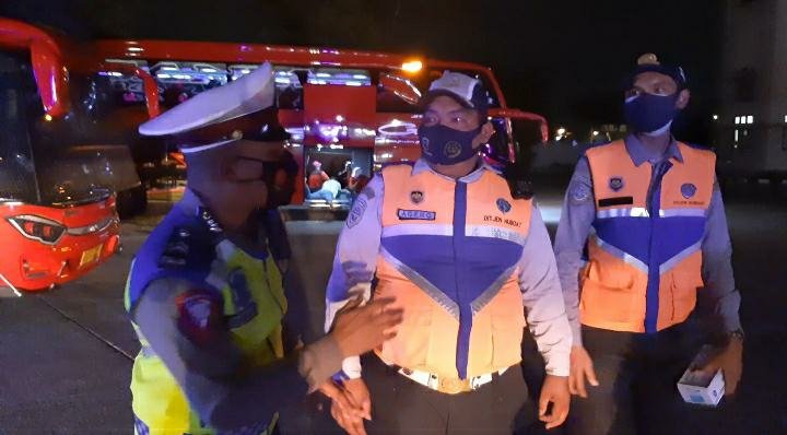 Polada ceh latih supir bus ist