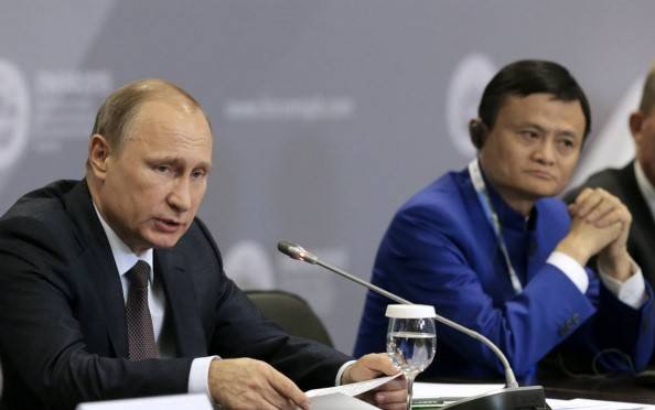 Jack Ma bersama Presiden Rusia Vladimir Putin—IC