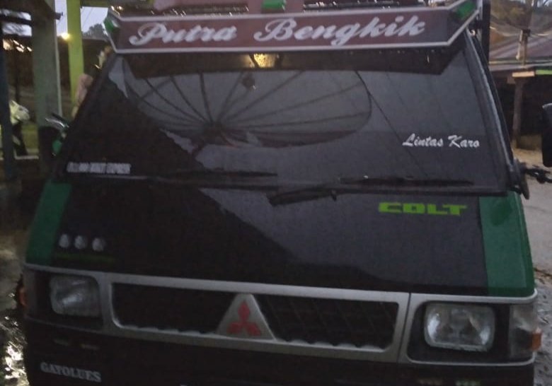 Truk angkut Hasil Bumi