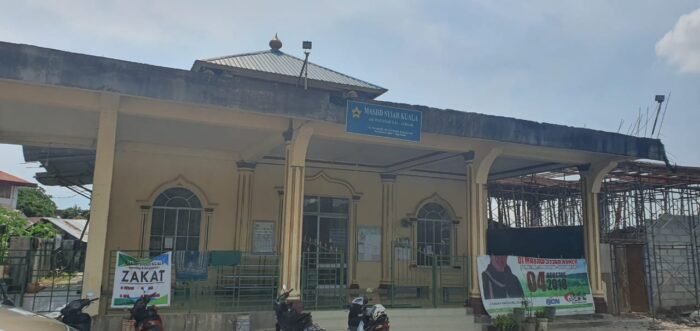 Masjid Syiah Kuala di Kota Batam–Yanis Alfata