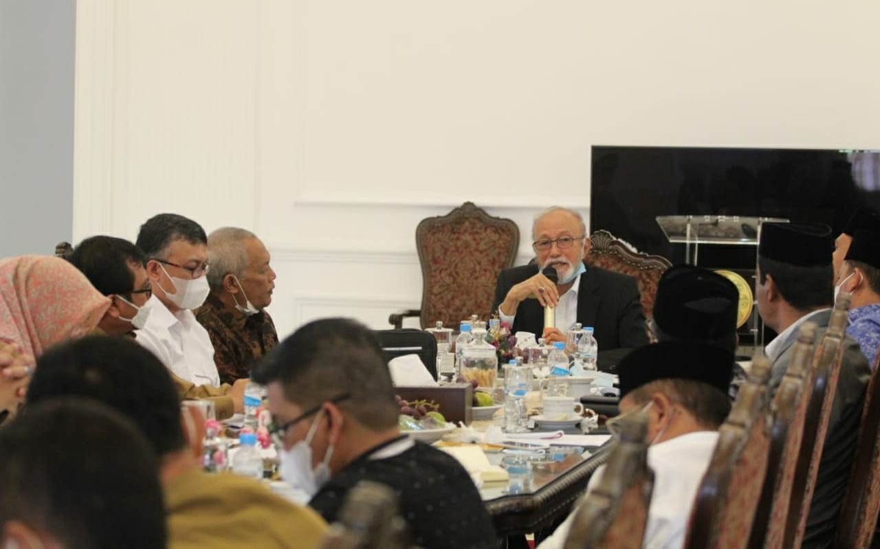 Wali Nanggroe dan Pansus DPRA revisi Qanun LWN