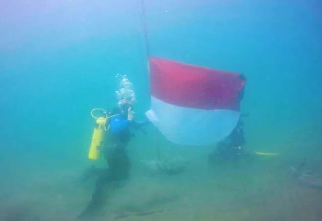 Bendera di laut Ujong Bate1