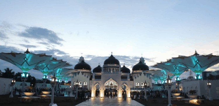 Masjid Raya Baiturrahman, Banda-Aceh- holamigo id