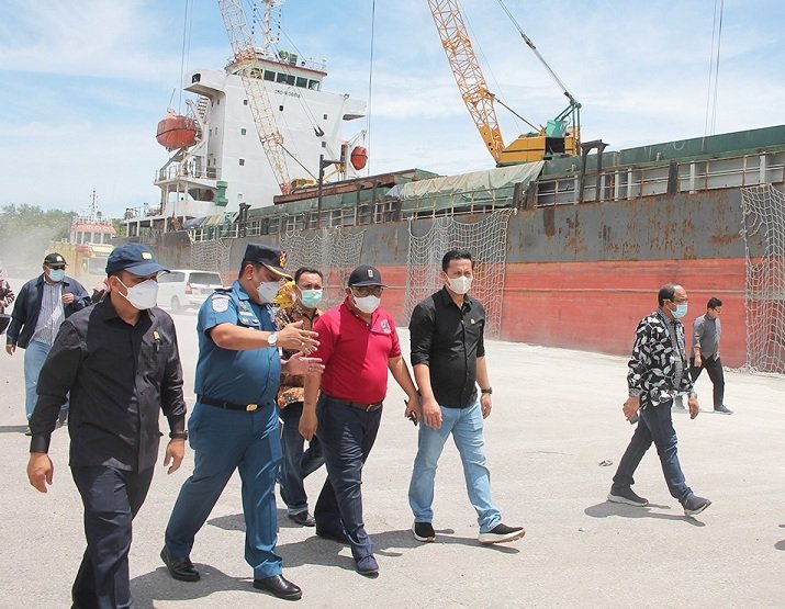 Pansus TNKA: Komoditas Aceh Harus Diekspor Melalui Pelabuhan Krueng Geukuh