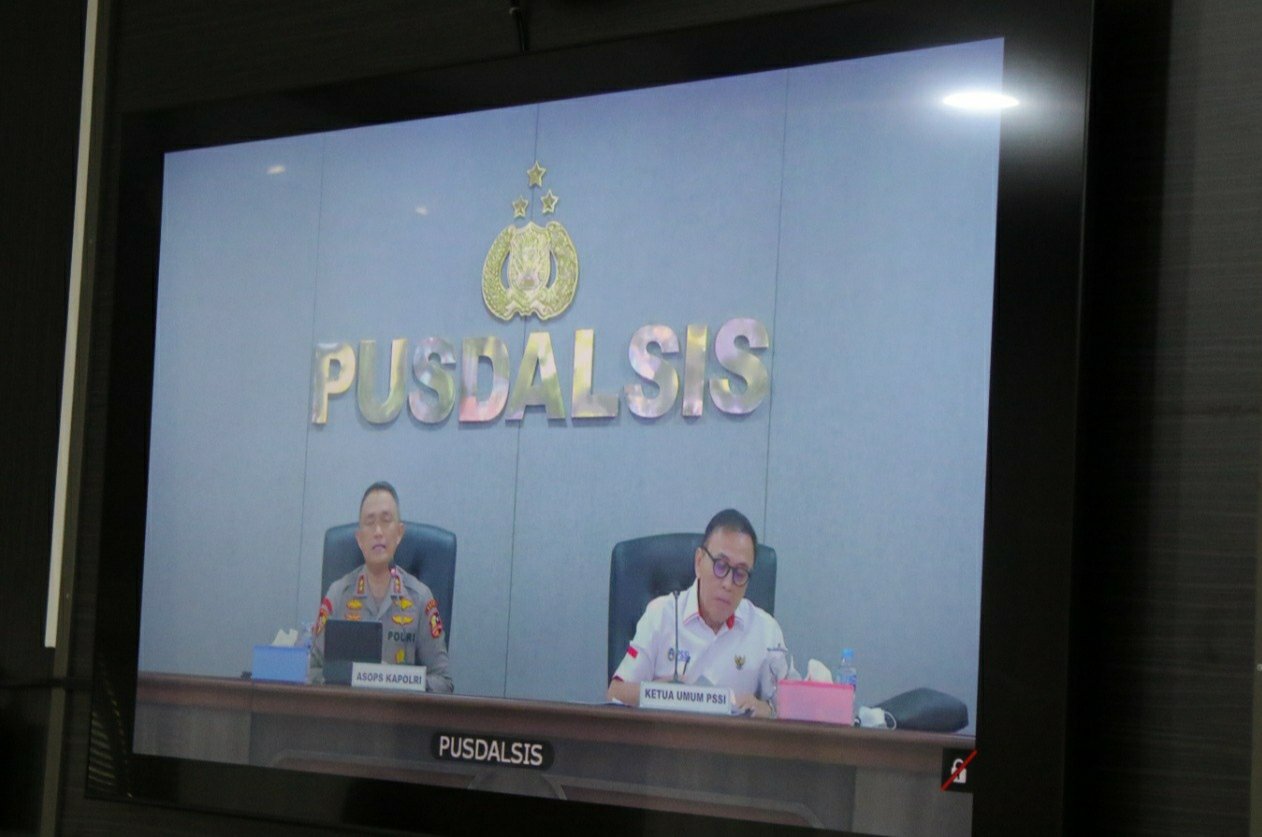 Asops Kapolri dan Ketum PSSI