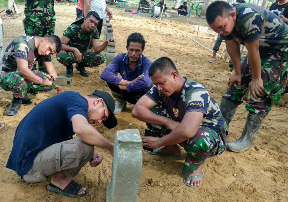 Meuseuraya di makam muallim1