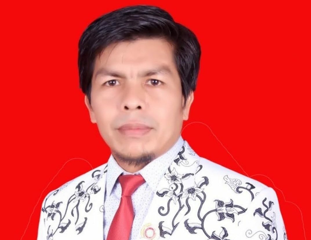 Ketua PGRI Aceh, Almunzir