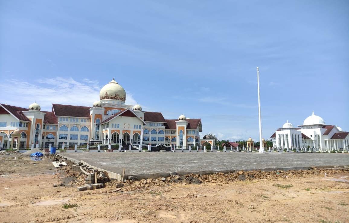 Proyek lapangan upacara Acut2