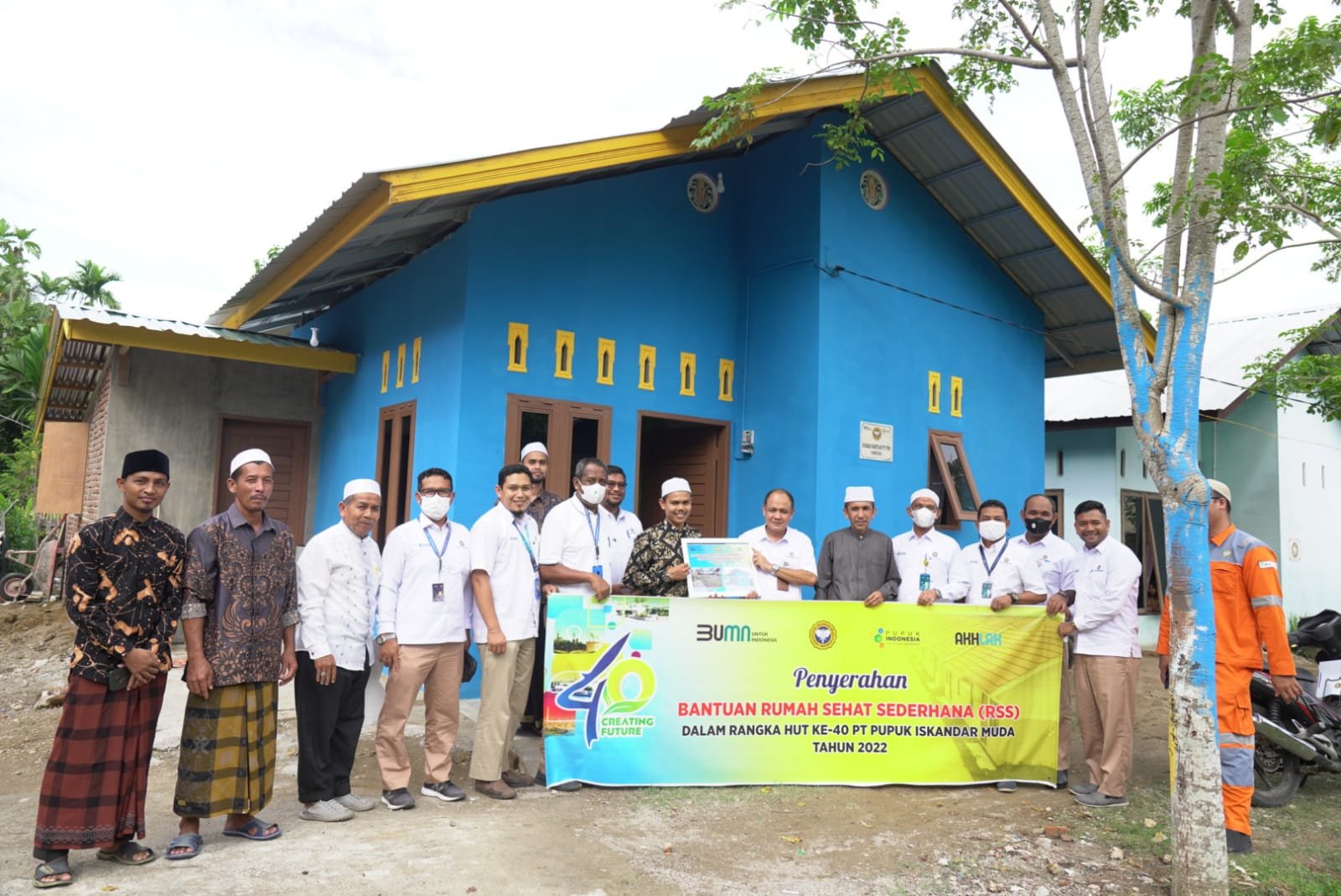 PIM bantu rumah guru ngaji