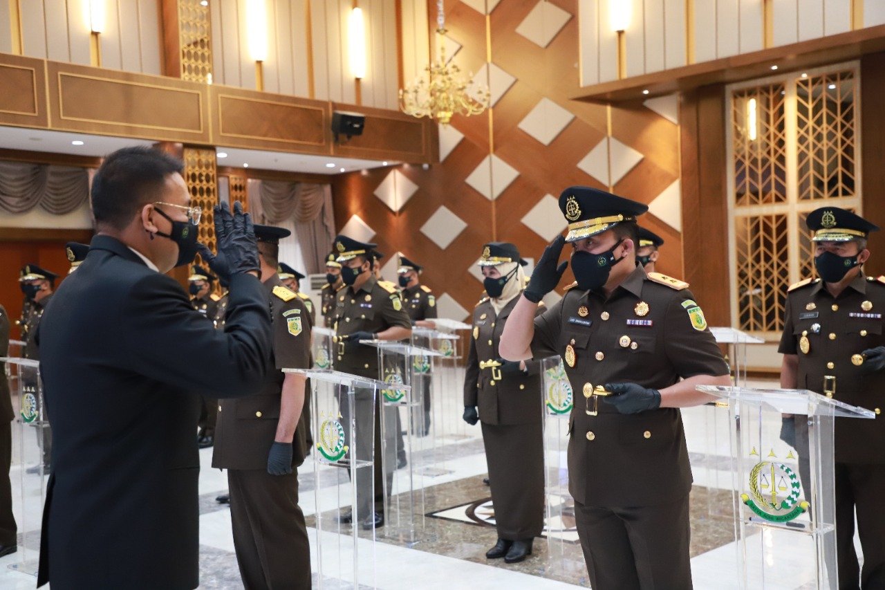 Lantik Para Pejabat Eselon II, Ini Kata Jaksa Agung