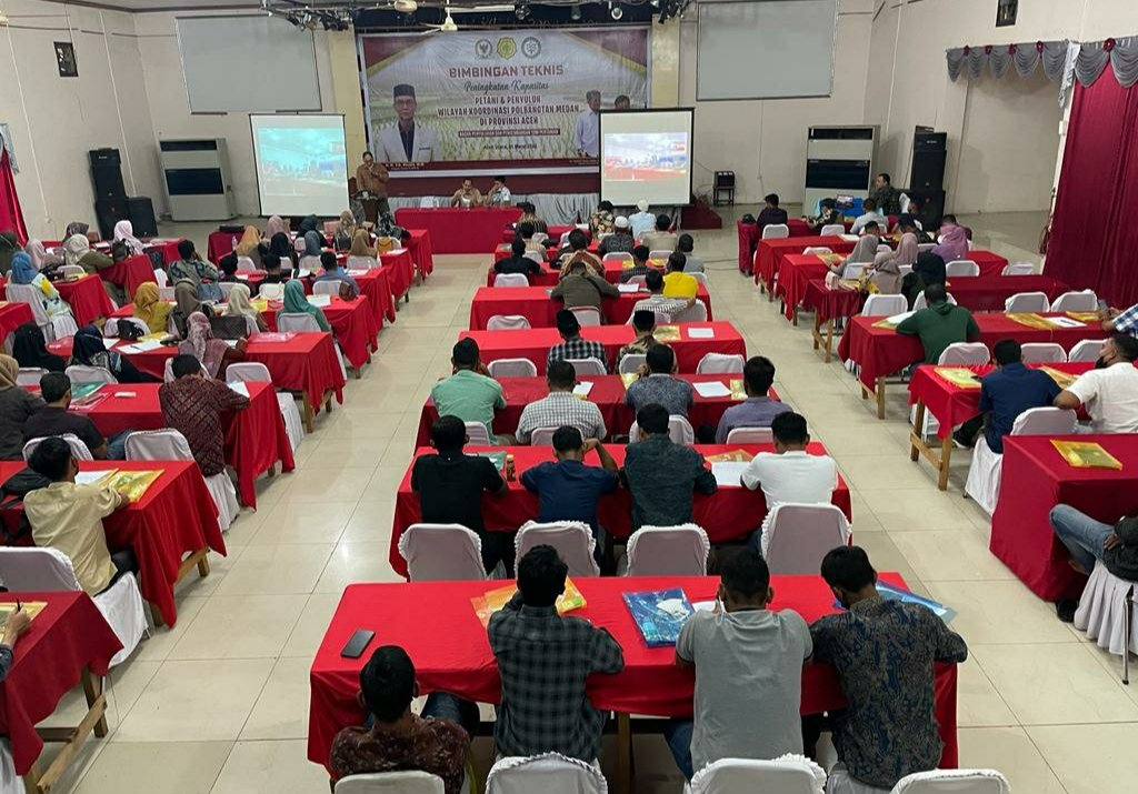 Penyuluh dan petani bimtek