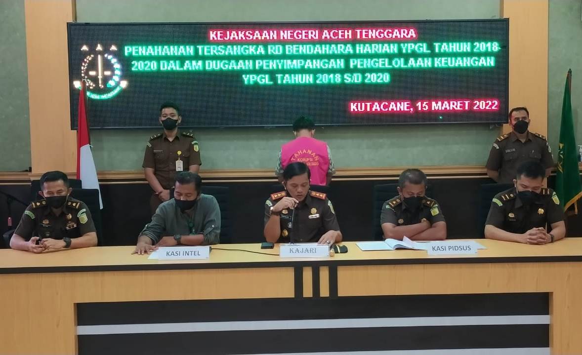 Kejari Agara tahan tsk RD