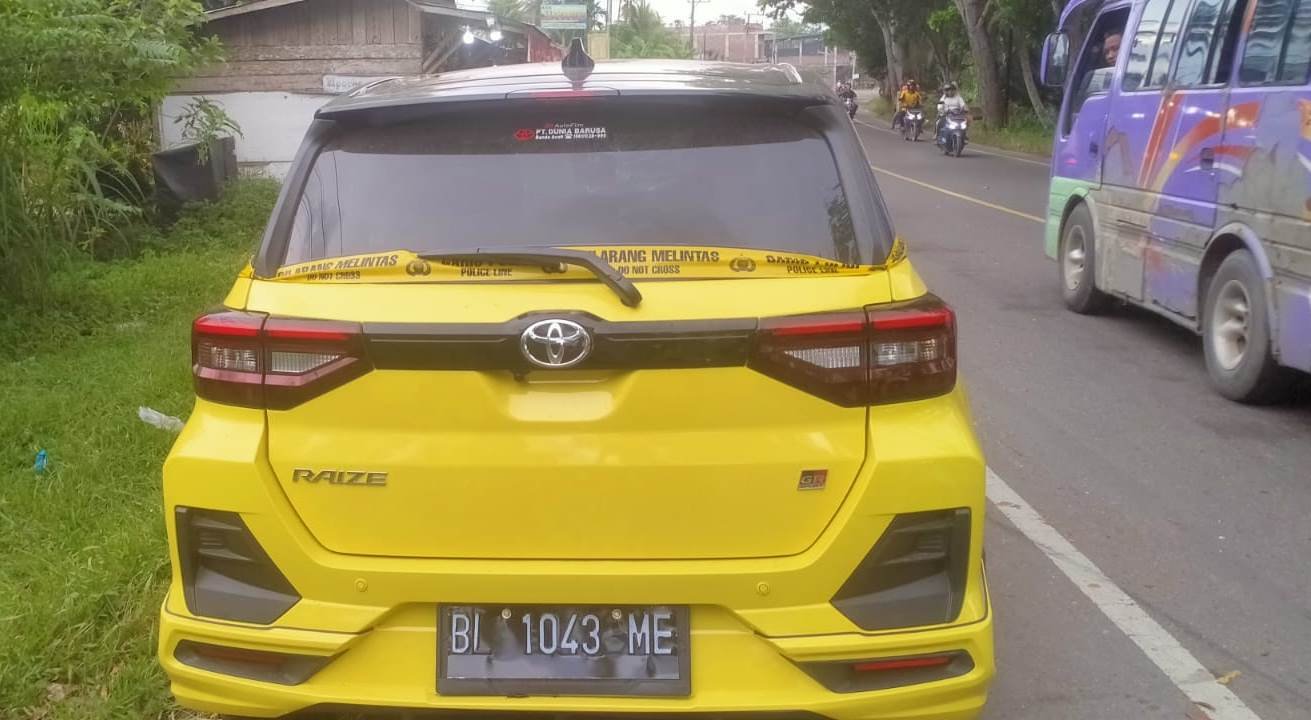 Mobil Mualem kecelakaan