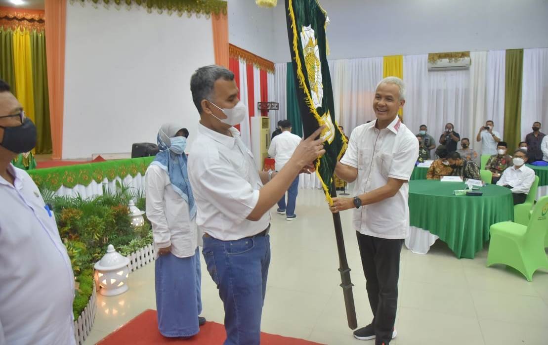 Gubernur Jawa Tengah Kukuhkan Rektor Unimal Sebagai Ketua Kagama Lhokseumawe Raya