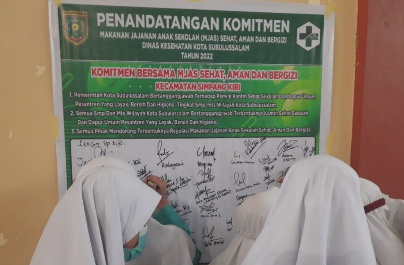 Transformasi Pembelajaran, Gunakan TIK dengan Bantuan Guru di Sekolah