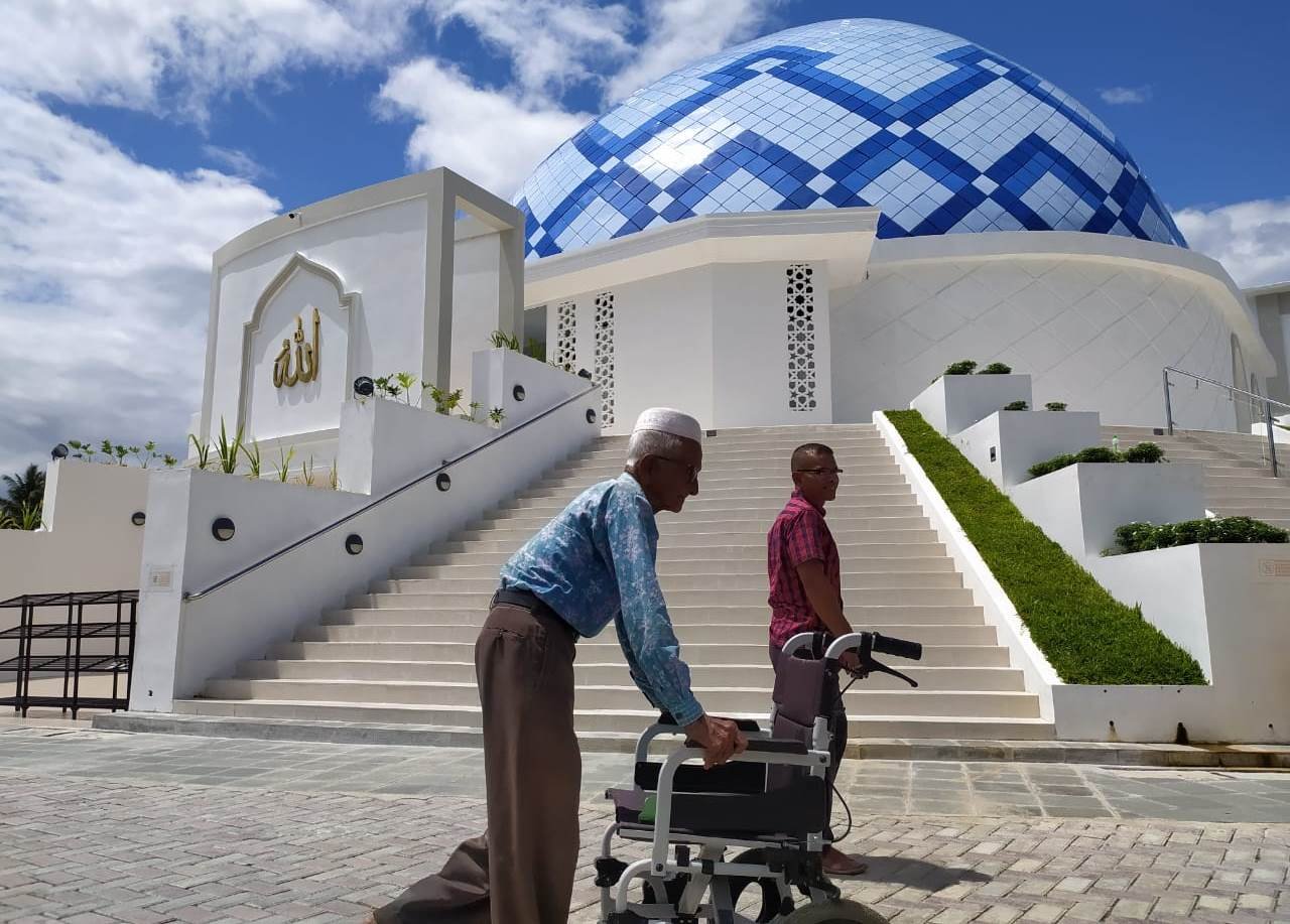 Nyak Sandang di Masjid Nyak Sandang