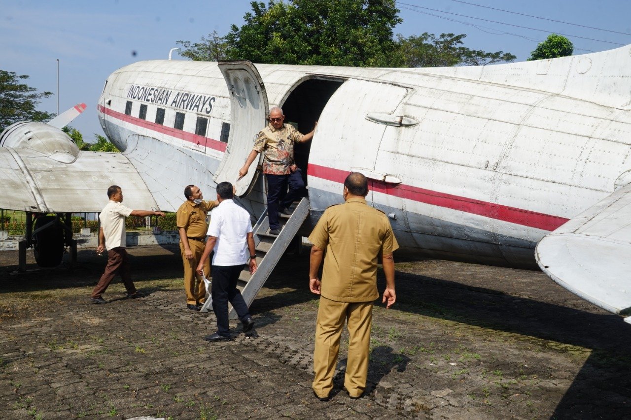Sekda Taqwallah tinjau anjungan TMII
