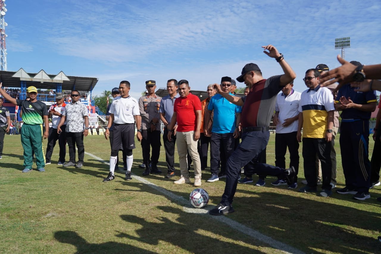 Danrem Lilawangsa Buka Liga Santri Piala Kasad di Stadion Krueng Mane