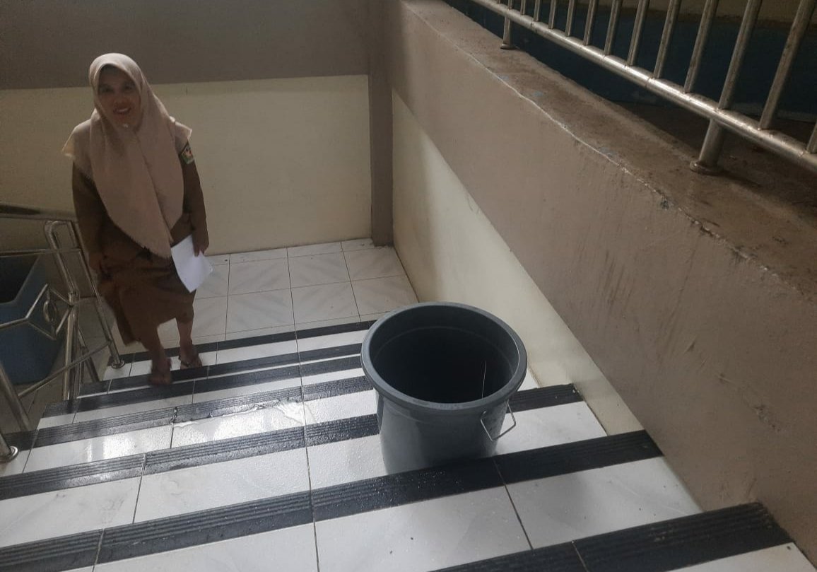 Gedung DKP Pidie bocor