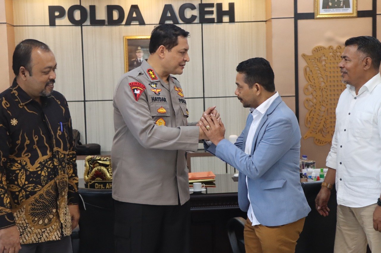 Kapolda Haydar dan BRA Azhari Cage