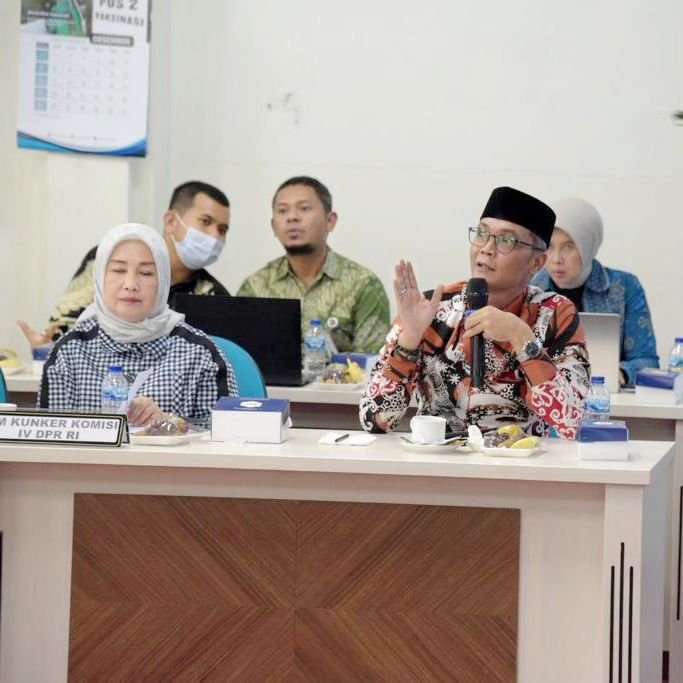 Komisi IV DPR RI FGD dengan UGM Terkait RUU KSDAHE