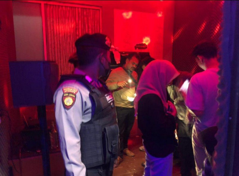 Screenshot_20221211-210753_WhatsApp_copy_800x590