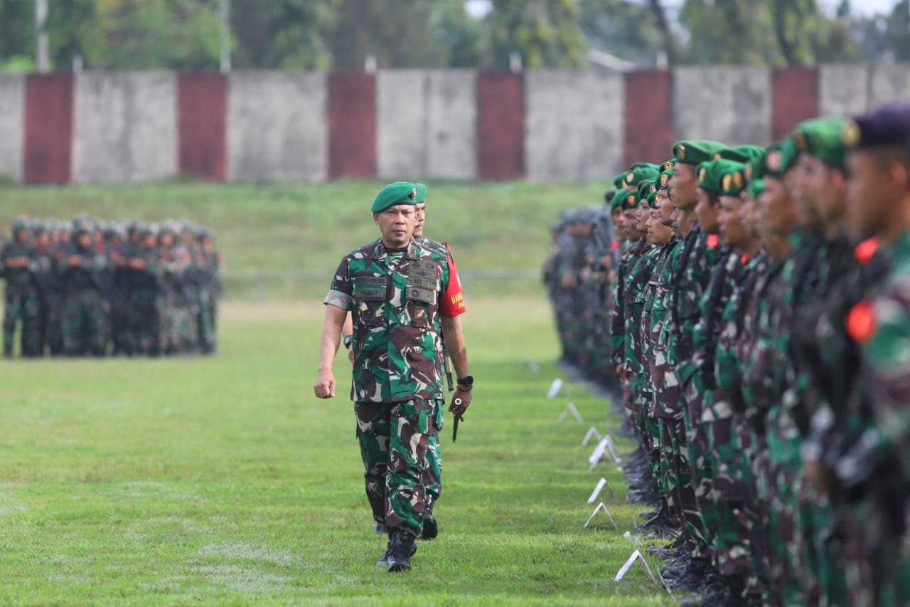 Pangdam IM Hasan apel pasukan