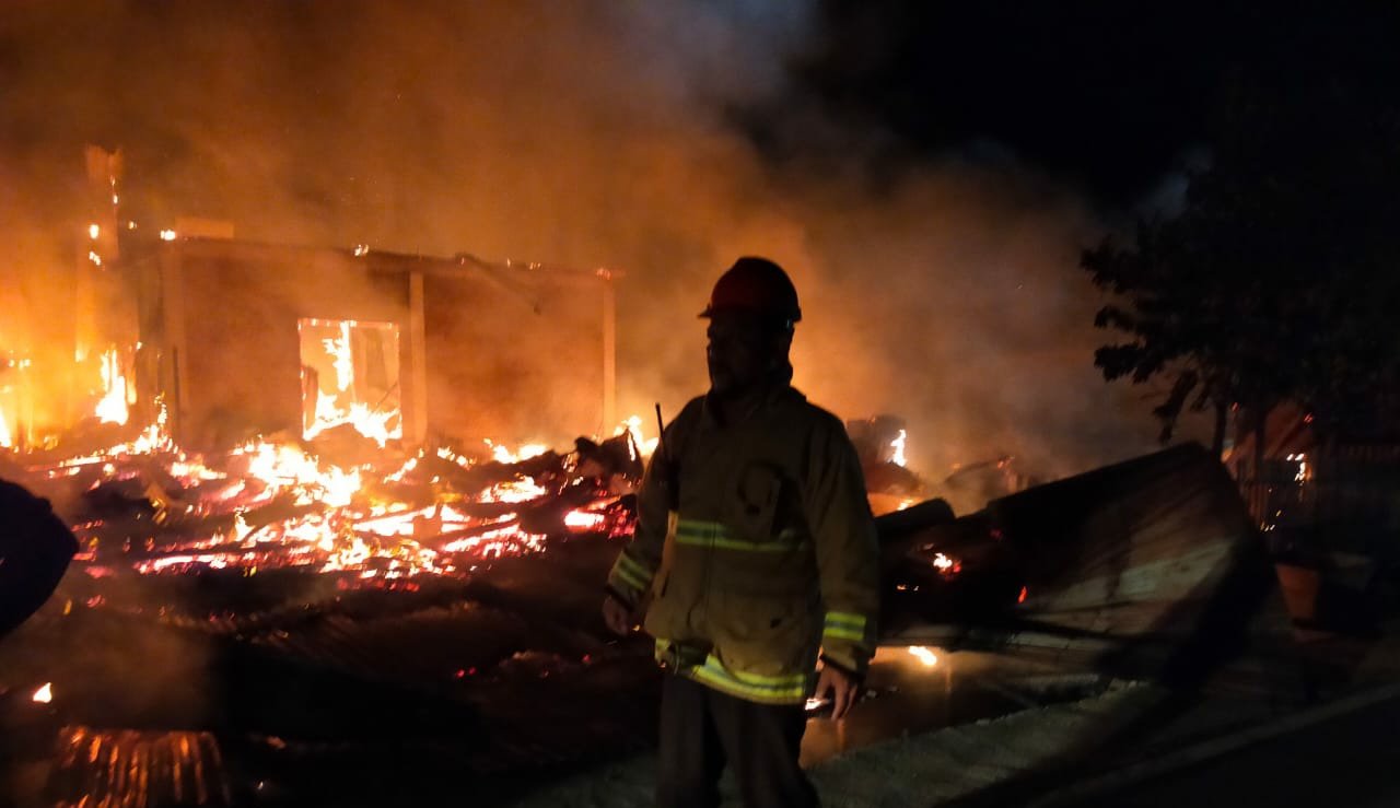Rumah warga Uluntanoh terbakar