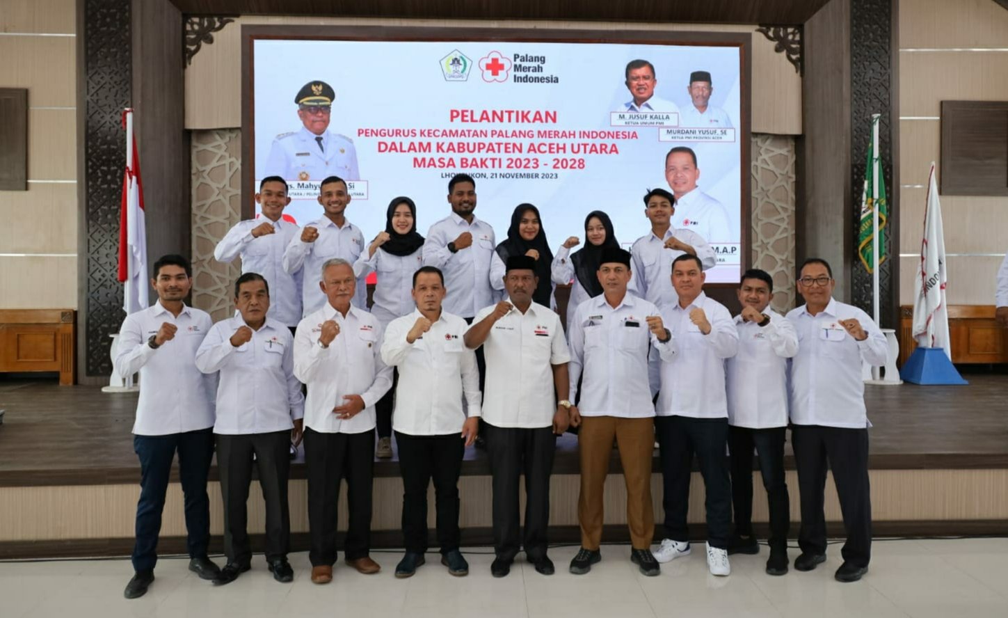 Ketua PMI Aceh Utara Lantik Pengurus Kecamatan