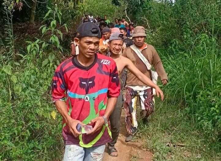 Evakuasi jasad korban diinjak gajah liar di Agara