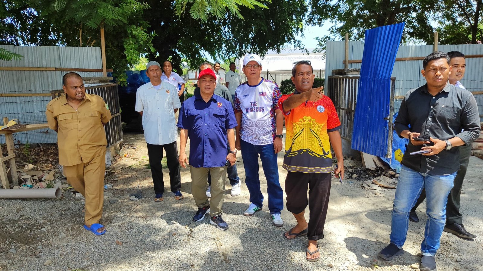 Abu Razak cek venue PON di USK