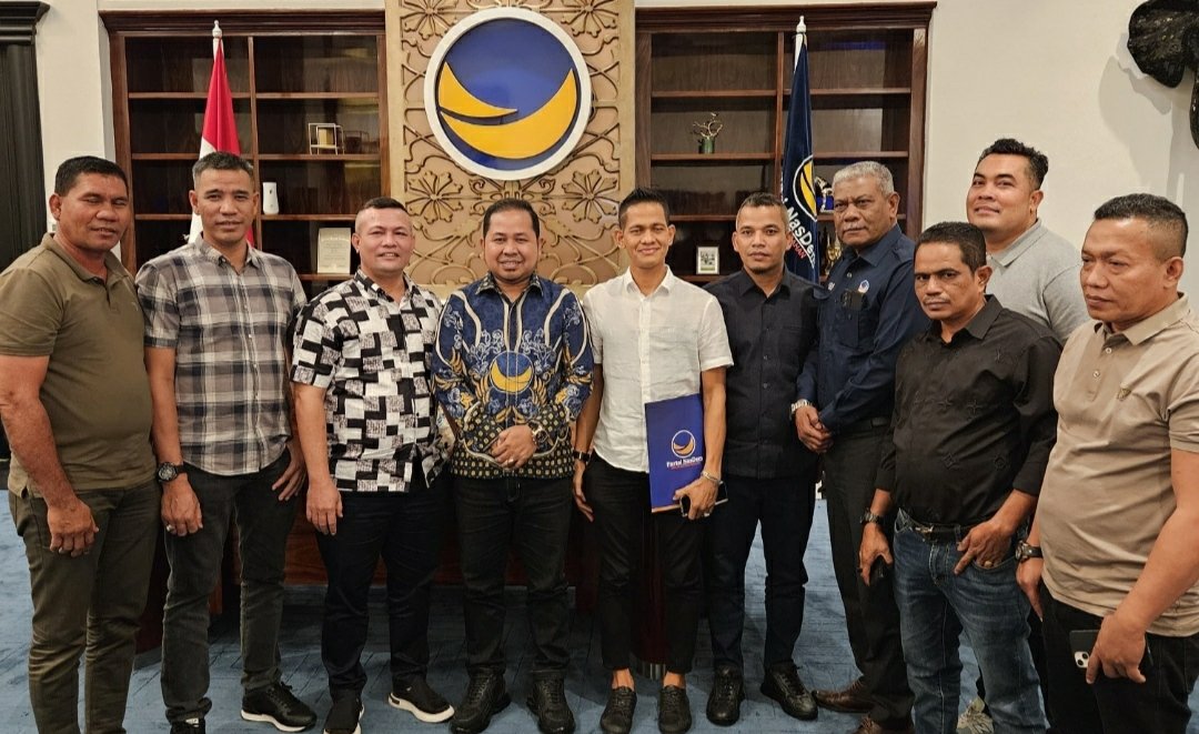 DPP NasDem Serahkan Rekomendasi Dukungan kepada Ayahwa Calon Bupati Aceh Utara