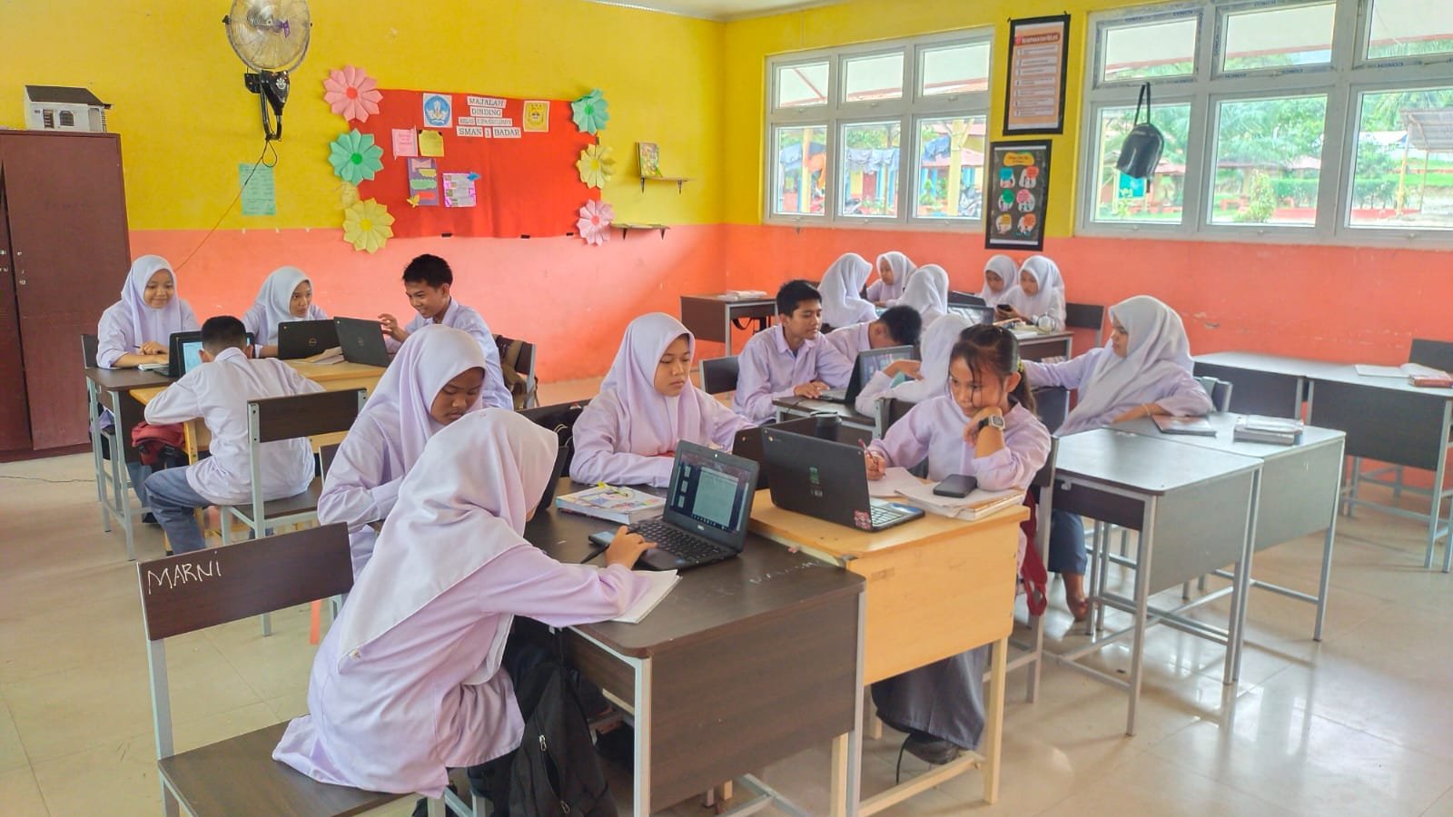 Siswa SMAN 1 Badar Agara