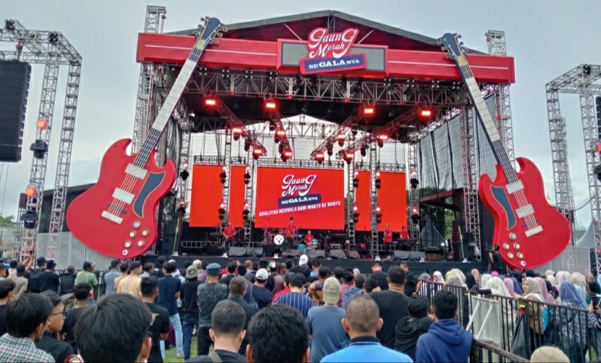 Iwan Fals Hibur Warga Lhokseumawe Malam Ini