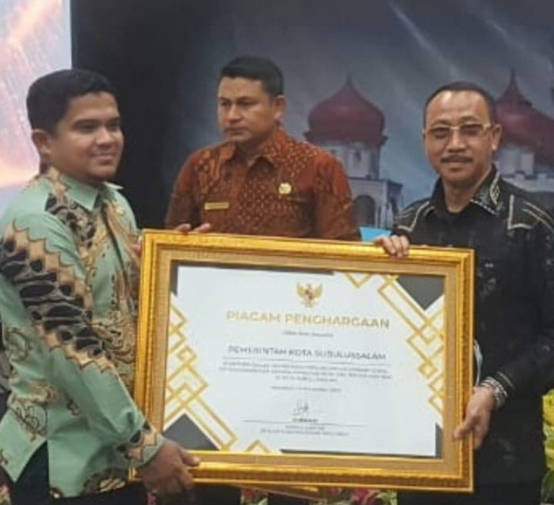 Atas Capaian Penghapusan Kemiskinan Ekstrim, Pemko Subulussalam Terima Penghargaan dari BPJS Meulaboh