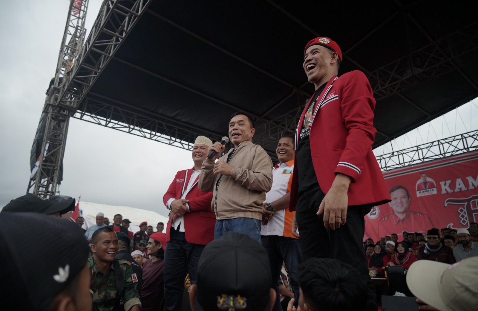 Irwandi Yusuf Buka Suara Soal Pendidikan Mualem