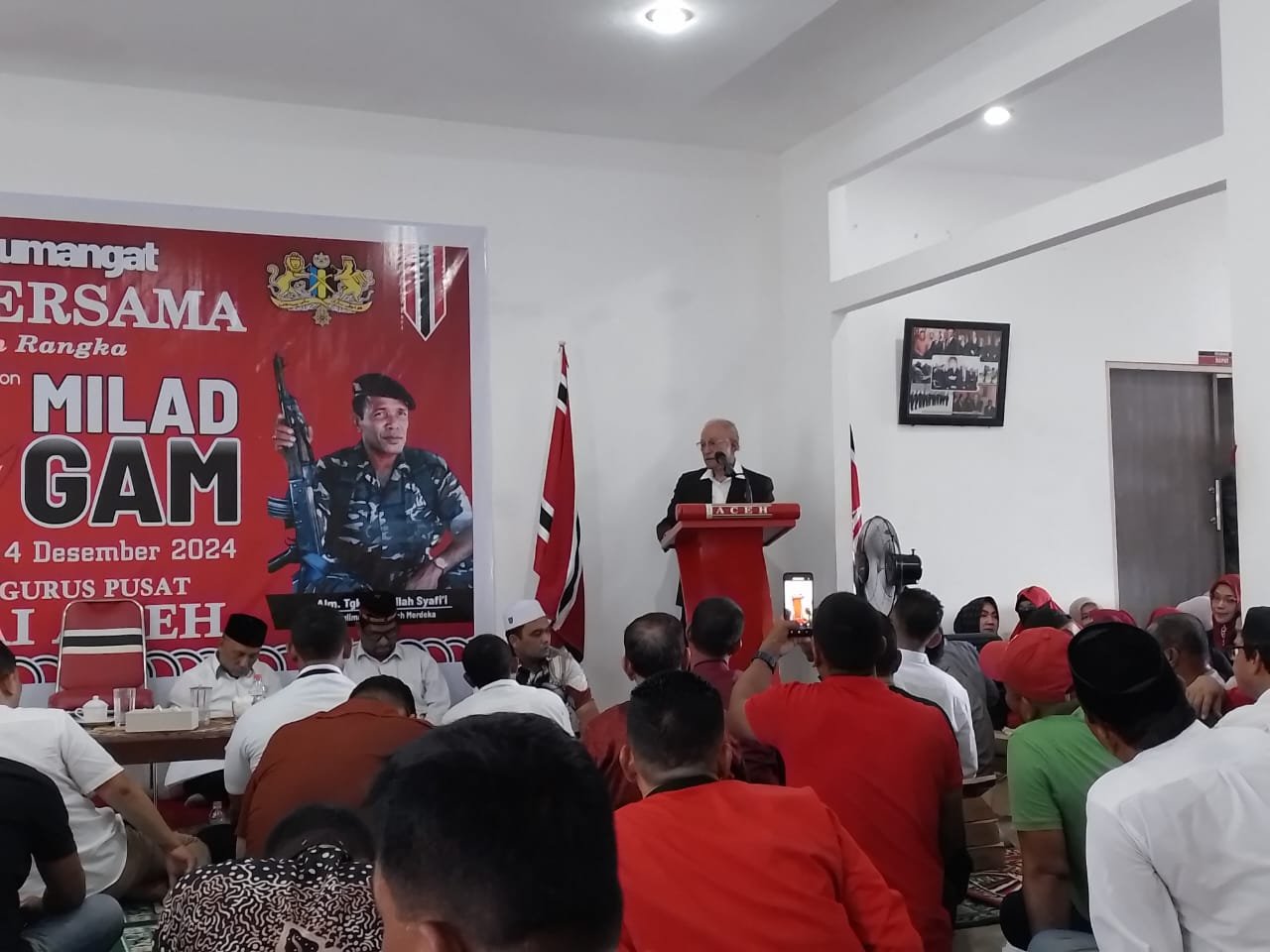 4 Desember 2024 - Malik Mahmud - By Thayeb Loh Angen