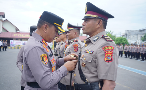 Kapolres Lhokseumawe AKBP Ahzan saat sertijab Kabag Ops, Kasat Lantas, dan Kasat Binmas