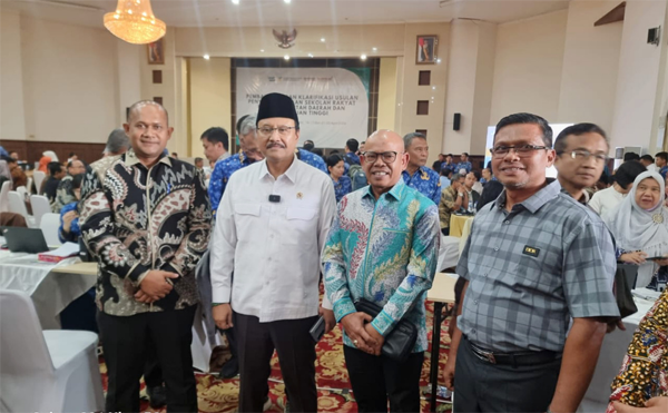 Sekda Aceh Utara A Murtala dan Kepala Dinas Sosial Iskandar menghadiri kegiatan verifikasi dan klarifikasi usulan pembangunan Sekolah Rakyat