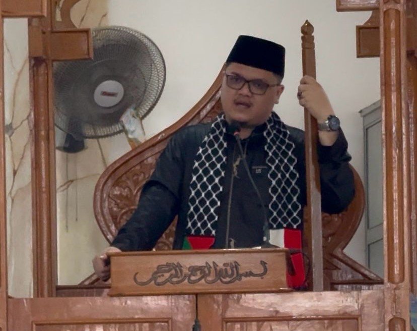 gk. Alwy Akbar Al Khalidi, SH, MH, di Masjid Al Munawwarah Gampong Punge Jurong, Kota Banda Aceh. @Istimewa