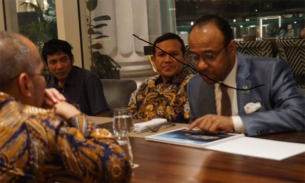 Wakil Gubernur Aceh Fadhlullah berdiskusi dengan Dubes Uni Emirat Arab untuk Indonesia Abdulla Salem Al Dhaheri, membahas rencana kerja sama Aceh dan UEA terkait investasi