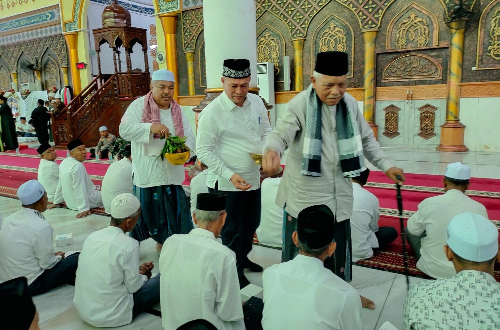 423 Jemaah Calon Haji Dipeusijuek di Masjid Agung Baiturrahim Lhoksukon