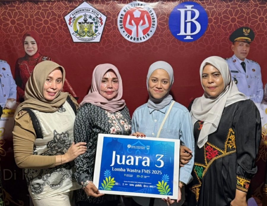 Dekranasda Lhokseumawe juara III kategori Wastra Nusantara
