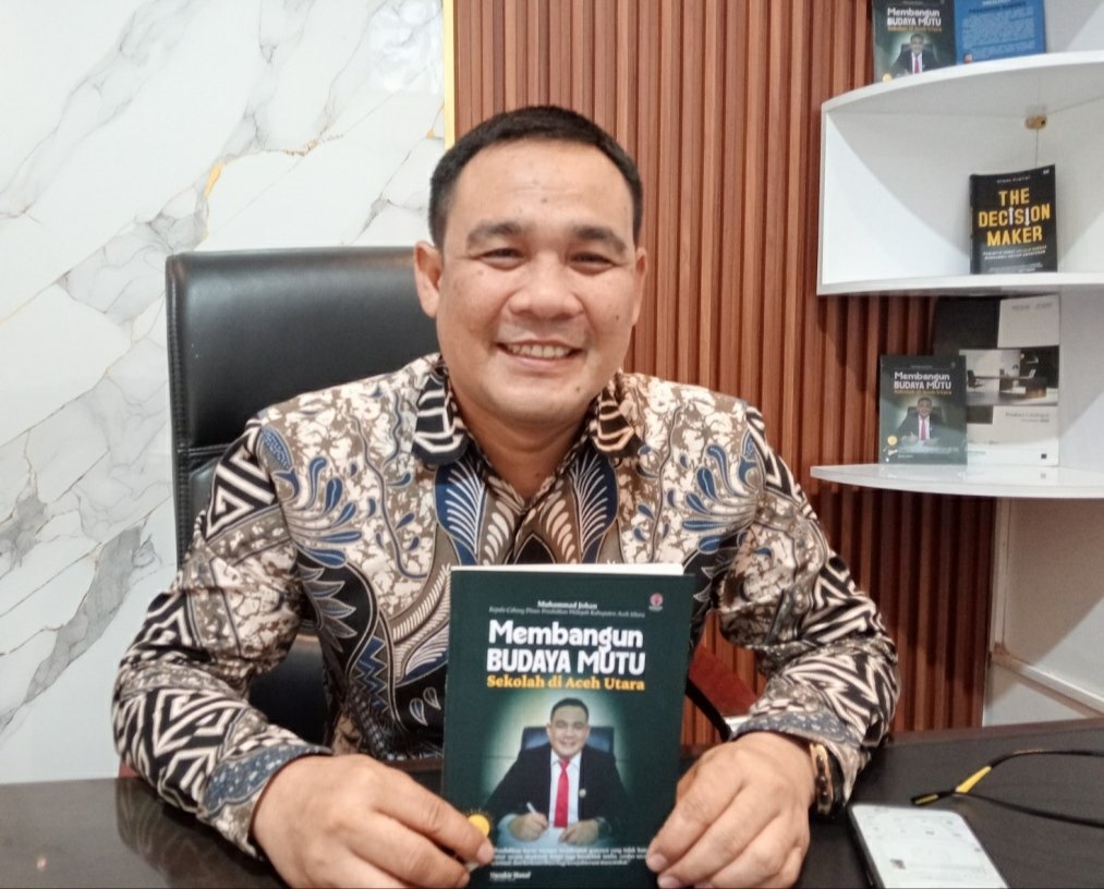 Kacabdin Johan Terbitkan Buku ‘Membangun Budaya Mutu Sekolah di Aceh Utara’