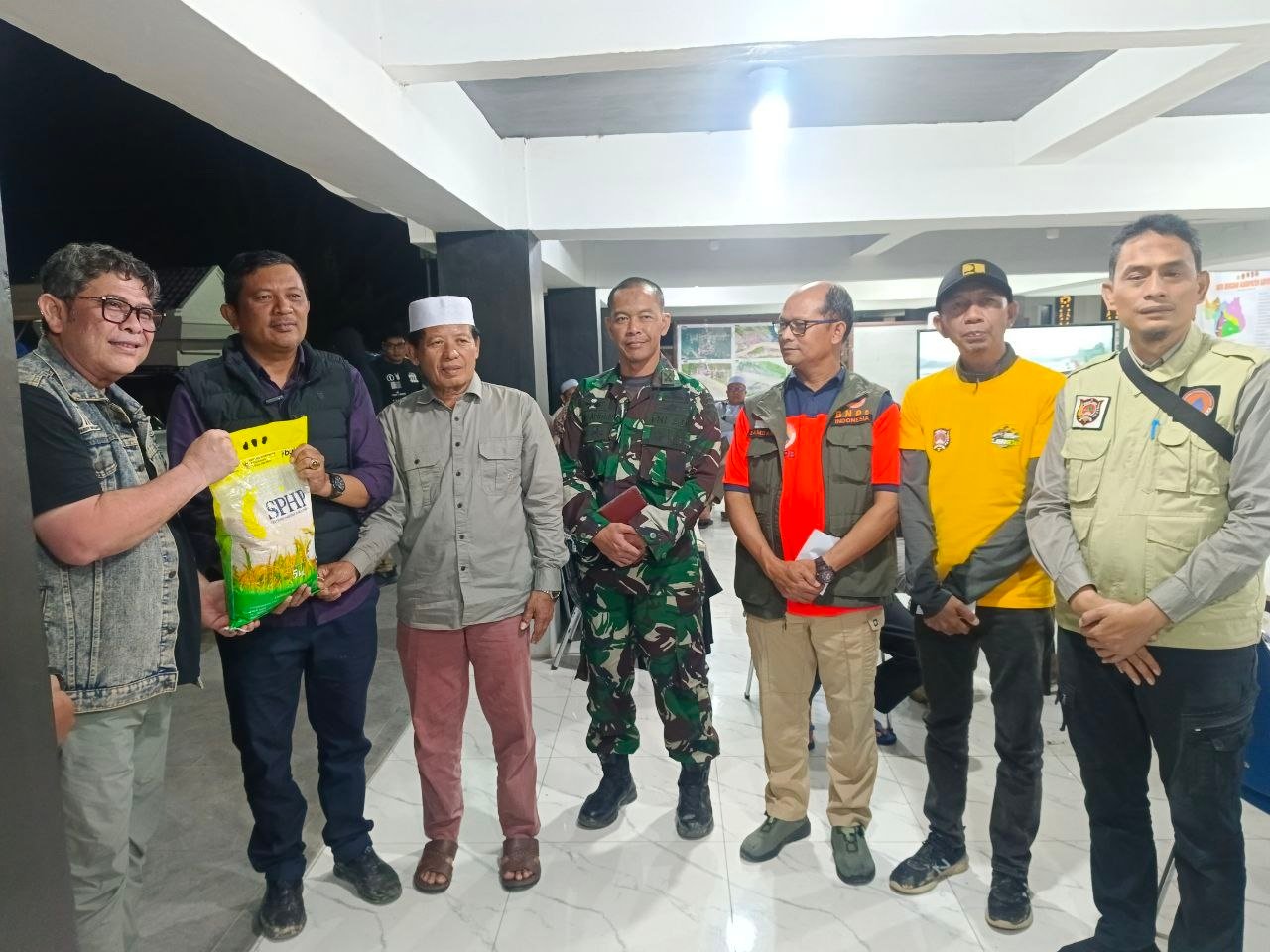 Dokter Spesialis antar bantuan ke Gayo Lues