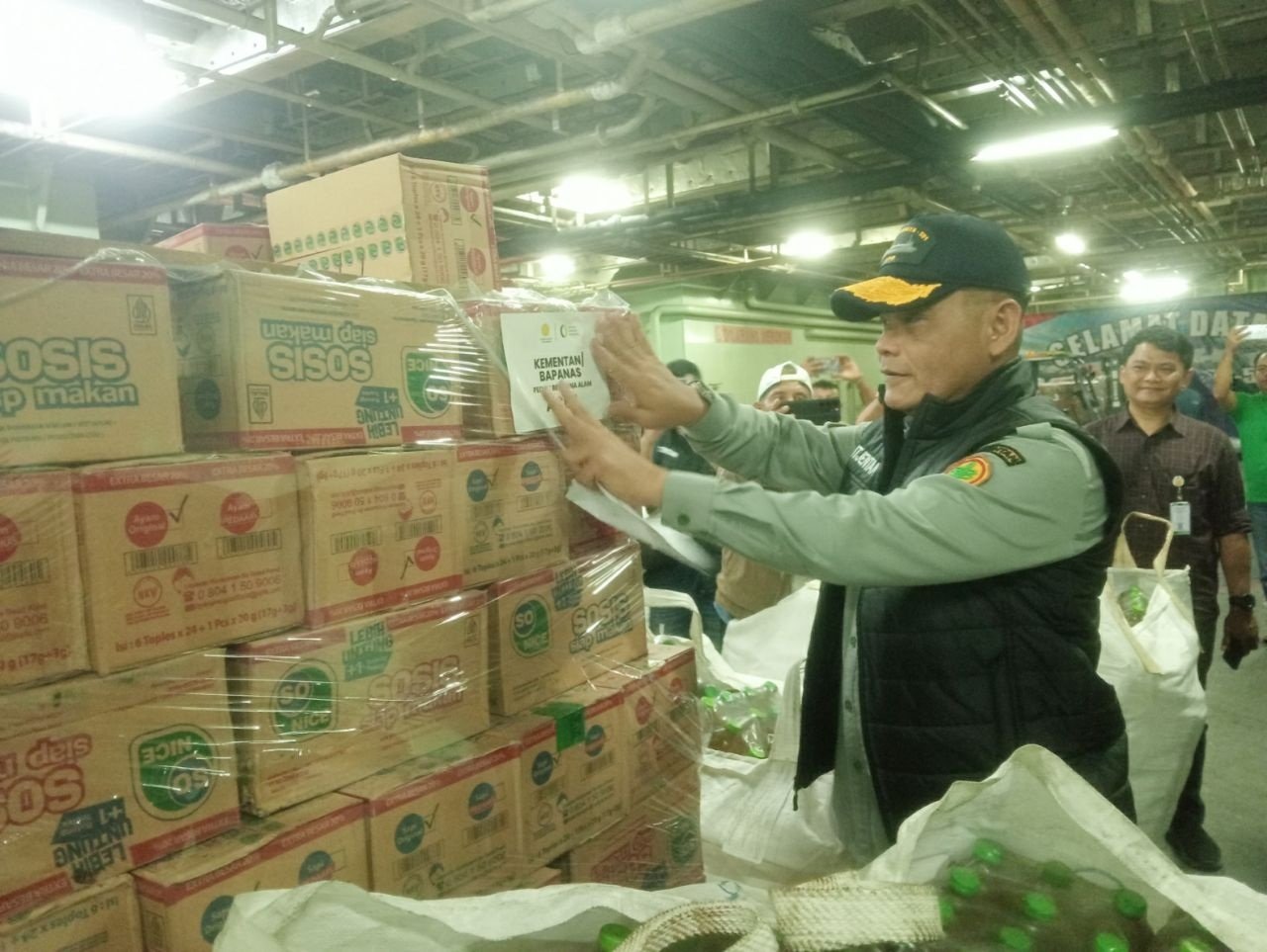 Kementan dan Bapanas Salurkan Bantuan Logistik Tahap Tiga untuk Korban Banjir Aceh